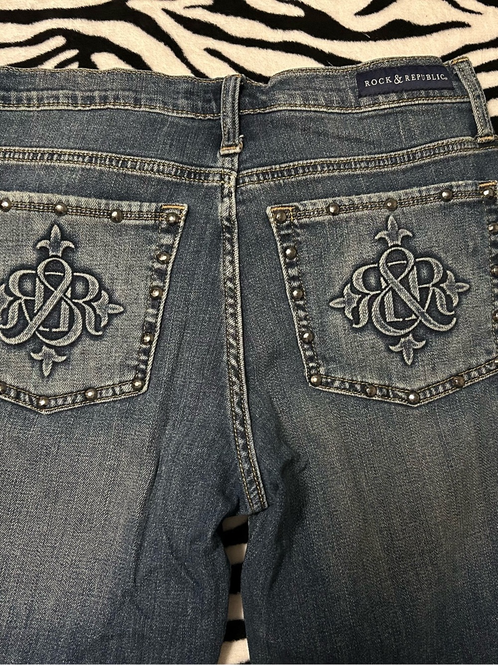 Rock & Republic Women’s “KASANDRA” mid rise bootcut jeans 12Long